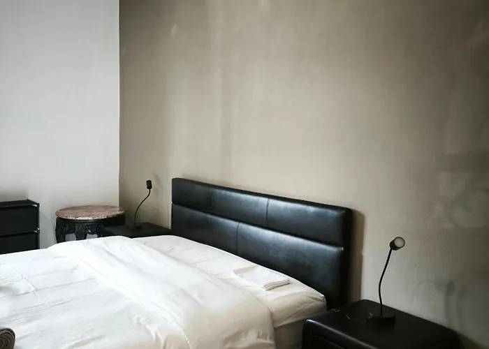 103 St Lazaros View * 라르나카